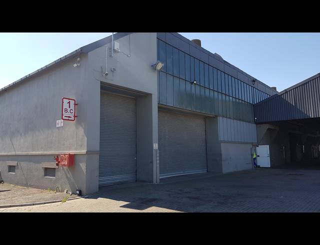 1,360M² FACTORY TO LET IN BLACKHEATH INDUSTRIAL